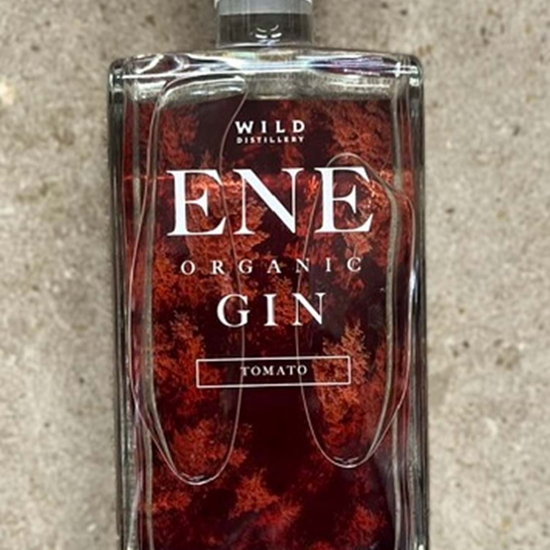 ENE Organic Gin - Tomato tilbydes nu hos Violen i 8300 Odder. En rød og aromatisk Gin